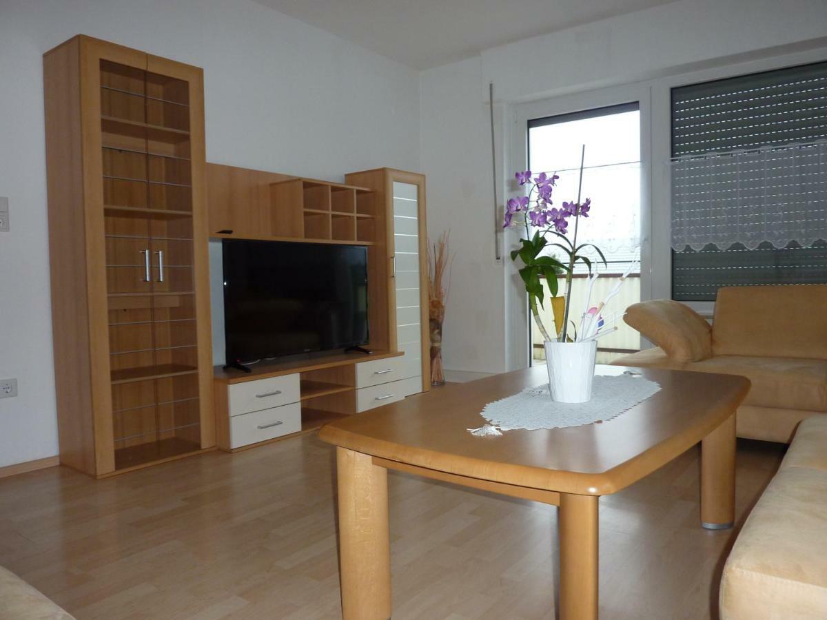 Ferienwohnung Landwehr Großostheim Exterior foto